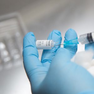 В 33-й поликлинике начата вакцинация от гриппа и коронавируса